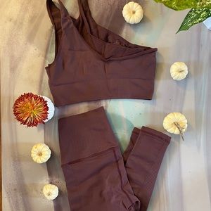 Wine color work out set- Avocado Brand